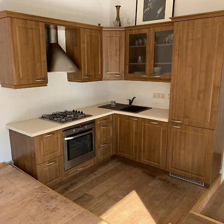 Apartment Namelis